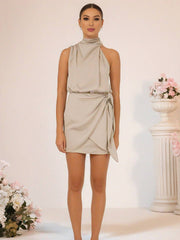 Inrosy robe courte irrégulière col roulé licou ceinture sans manches femme élégant invité mariage de cocktail