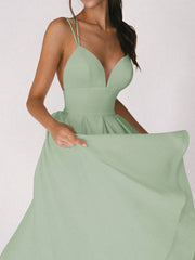Inrosy mi-longue robe trapèze dos nu fines brides v-cou femme élégant de cocktail