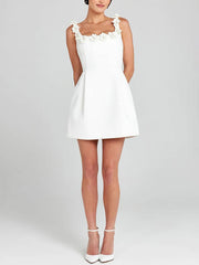 Inrosy robe patineuse trapèze fleurie appliques à fines brides col carré sans manches femme élégant bal de promo de cocktail