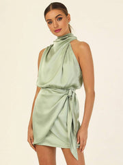 Inrosy robe courte irrégulière ceinture col roulé licou sans manches femme élégant cérémonie invité mariage de cocktail