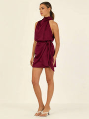 Inrosy robe courte irrégulière ceinture col roulé licou sans manches femme élégant cérémonie invité mariage de cocktail