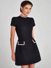 Inrosy robe courte tweed col roulé manches courtes poches femme style tailleur élégant de soirée pour mariage de cocktail
