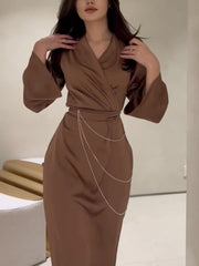 Inrosy robe longue moulante satin v-cou manches trompette manches longues plissée femme classique élégant bal de promo café