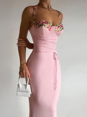 Inrosy robe longue moulante fleurie appliques à fines brides sans manches femme élégant mode de soirée bal de promo