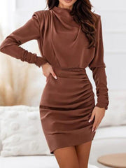 Inrosy mini-robe moulante unicolore col rond manches longues casual élégant mode cocktail