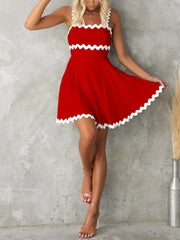 Inrosy robe courte à fines brides col carré sans manches femme élégant mode doux casual de plage