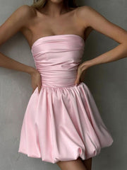 Inrosy robe courte trapèze bustier fluide dos nu sans manches femme mode décontracté bal de promo fete de cocktail de plage