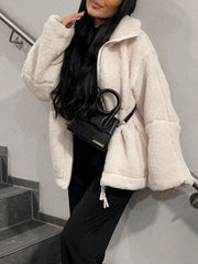 Inrosy veste en tissu peluche polaire poches fermeture éclair col montant femme style boyfriend décontracté manteau