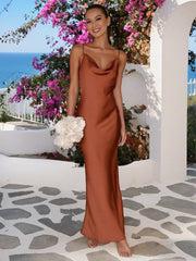 Inrosy robe demoiselle d'honneur satin moulante dos nu à fines brides sans manches élégant femme de soirée