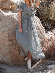 Inrosy robe longue unicolore à volantée fluide boutonnage v-cou élégant bohème