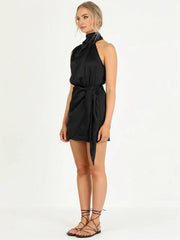 Inrosy robe courte irrégulière ceinture col roulé licou sans manches femme élégant cérémonie invité mariage de cocktail