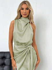 Inrosy robe courte irrégulière ceinture col roulé licou sans manches femme élégant cérémonie invité mariage de cocktail