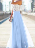 Inrosy robe longue avec dentelle mousseline fluide élégant bleu clair et blanc