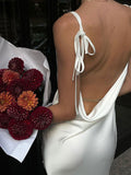 Inrosy robe longue en satin moulante fendu le côté chaine dos nu à fines brides sans manches femme de soirée invité mariage