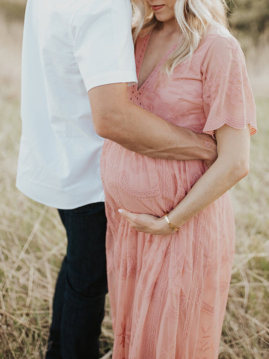 Inrosy longue robe de grossesse dentelle v-cou manches courtes femme enceinte élégant bohème