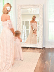 Inrosy robe de grossesse robe dentelle à volantée bustier col bateau femme doux bohème cérémonie enceinte photo shooting