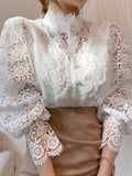 Inrosy blouse fleurie dentelle broderie anglaise boutonnage col montant manches longues femme doux élégant chemisier style tailleur