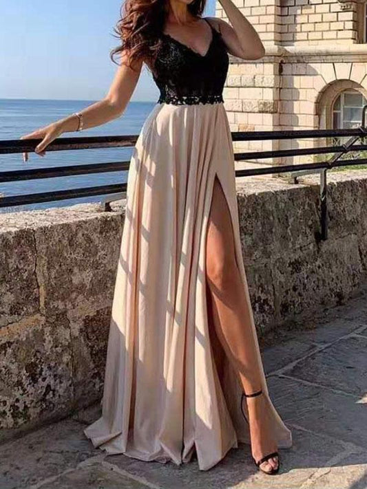 Inrosy robe longue avec dentelle fendu le côté fluide de soirée noir et beige